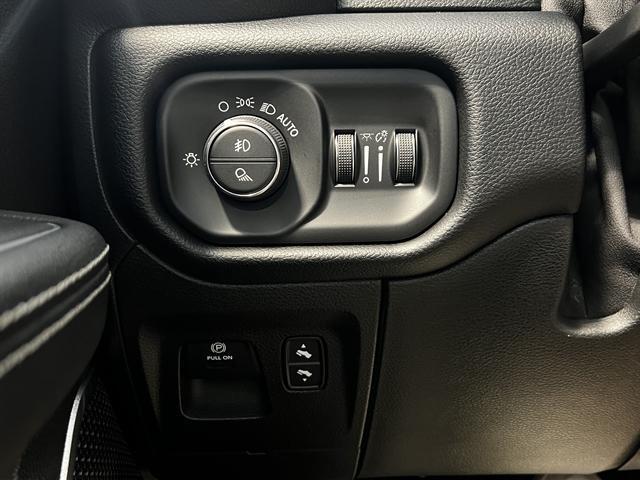 Photo of 2022 Bright White Clearcoat RAM 1500