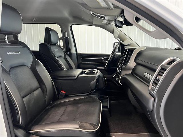 Photo of 2022 Bright White Clearcoat RAM 1500