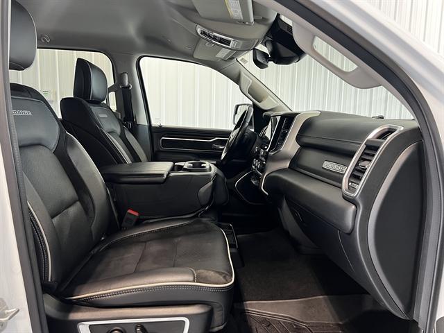 Photo of 2022 Bright White Clearcoat RAM 1500