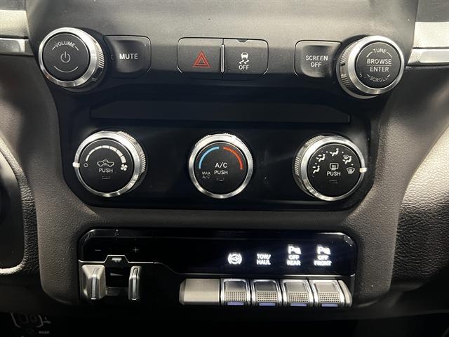 Photo of 2024 Bright White Clearcoat RAM 2500