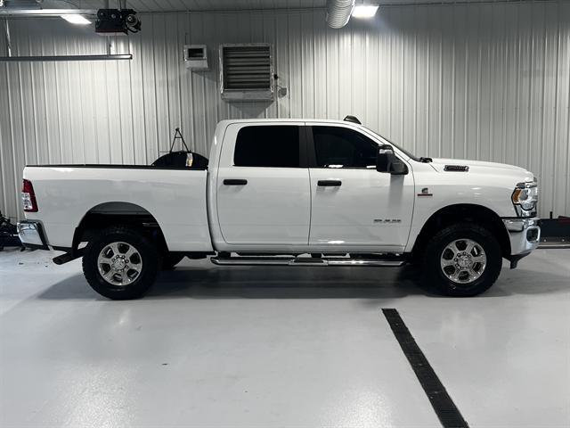 Photo of 2024 Bright White Clearcoat RAM 2500