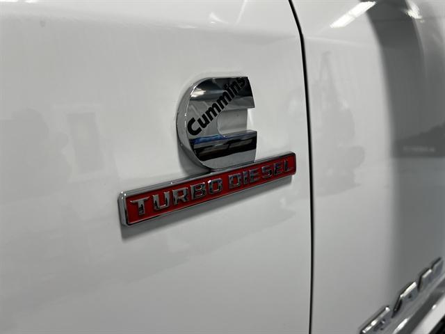 Photo of 2024 Bright White Clearcoat RAM 2500