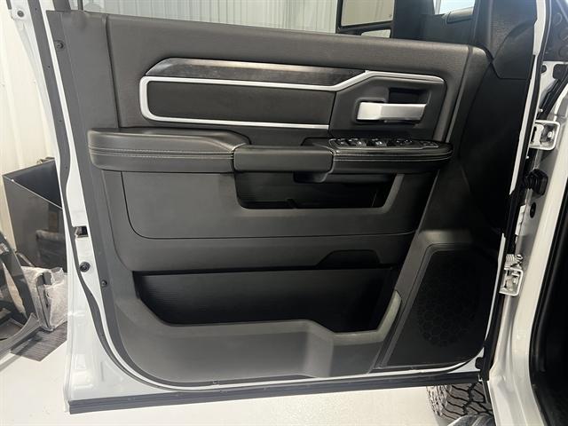 Photo of 2024 Bright White Clearcoat RAM 2500