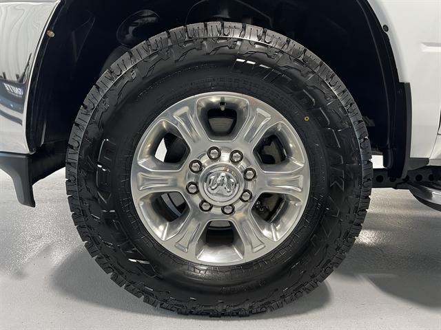Photo of 2024 Bright White Clearcoat RAM 2500