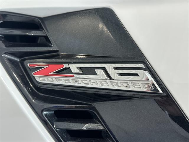 Photo of 2016 Arctic White Chevrolet Corvette