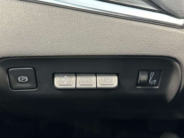 Photo of 2024 Moonstone Gray Metallic Buick Enclave