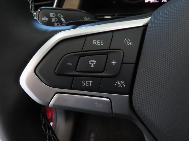 Photo of 2025 Red Metallic Volkswagen Atlas