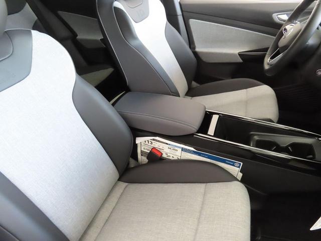Photo of 2025 Mist Volkswagen ID.4