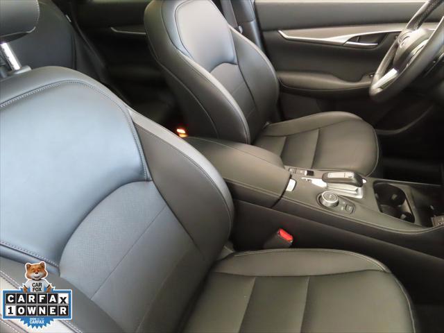 Photo of 2023 Lunar White INFINITI QX50