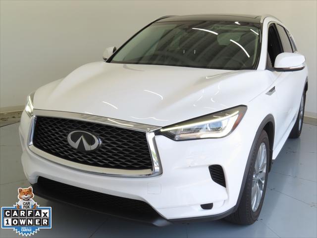 Photo of 2023 Lunar White INFINITI QX50
