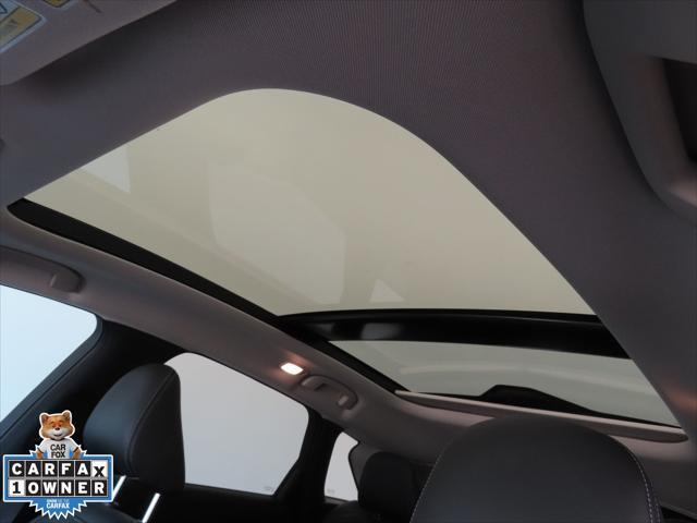 Photo of 2023 Lunar White INFINITI QX50