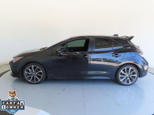 Photo of 2022 Midnight Black Metallic Toyota Corolla