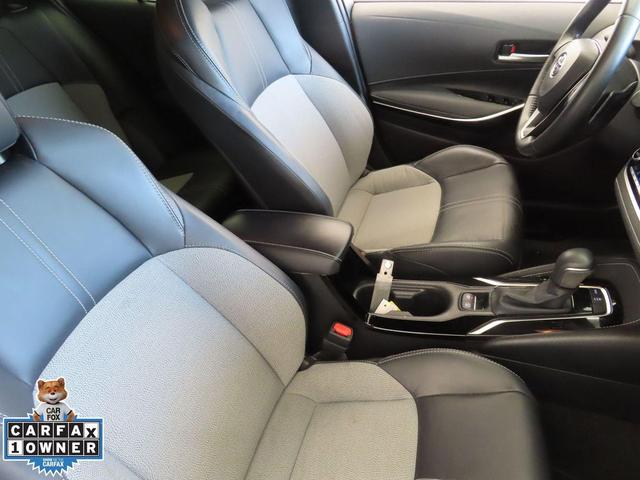 Photo of 2022 Midnight Black Metallic Toyota Corolla