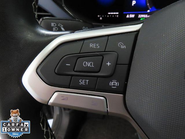 Photo of 2022 Deep Black Pearl Volkswagen Taos