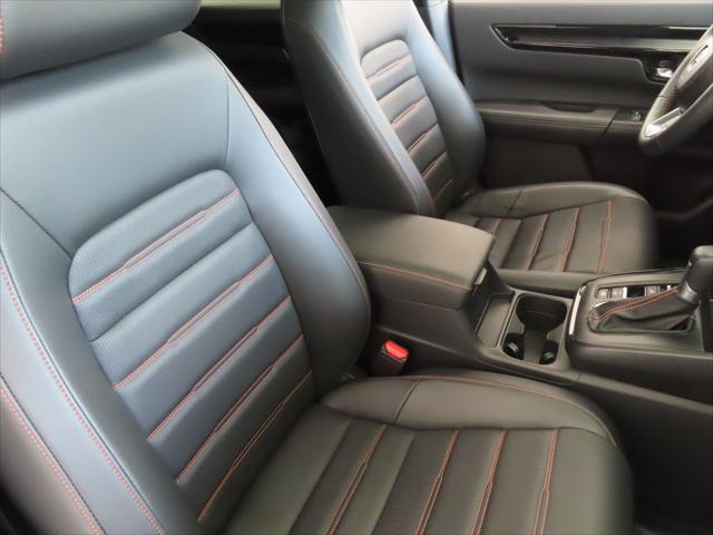 Photo of 2024 Lunar Silver Metallic Honda CR-V Hybrid