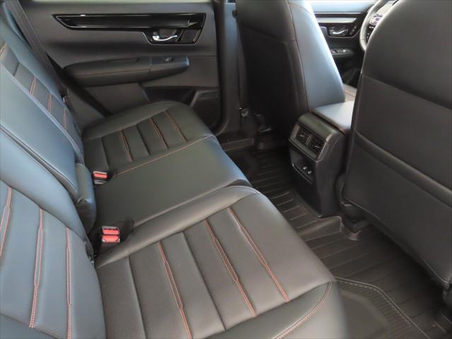 Photo of 2024 Lunar Silver Metallic Honda CR-V Hybrid