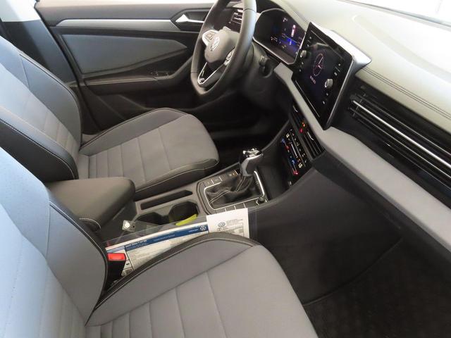 Photo of 2025 Platinum Volkswagen Jetta