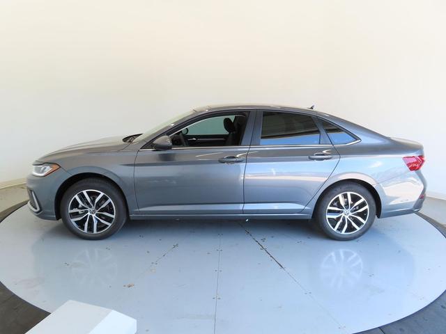 Photo of 2025 Platinum Volkswagen Jetta