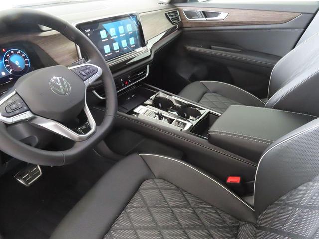 Photo of 2025 Mountain Lake B Volkswagen Atlas