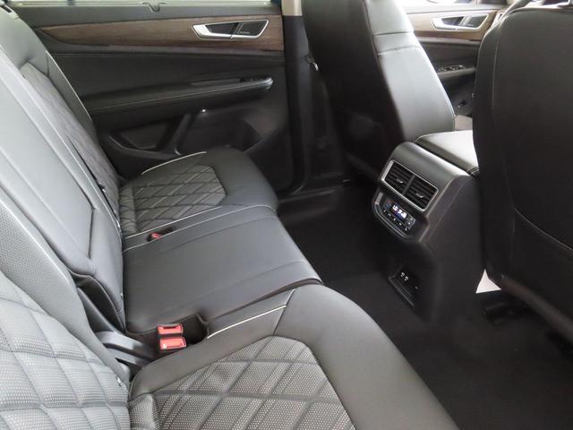 Photo of 2025 Mountain Lake B Volkswagen Atlas