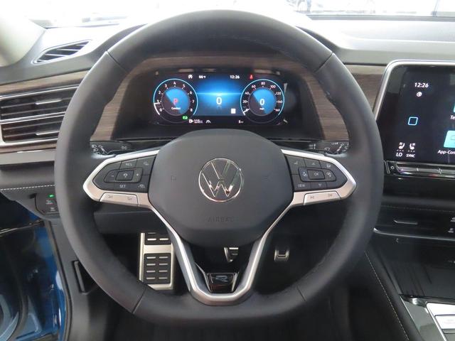 Photo of 2025 Mountain Lake B Volkswagen Atlas