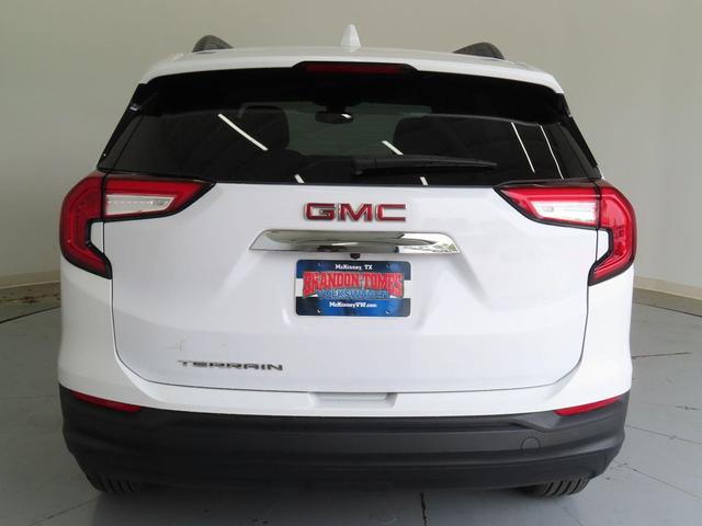 Photo of 2022 Summit White GMC Terrain