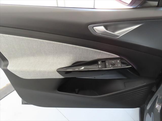 Photo of 2025 pure gray Volkswagen ID.4