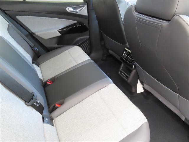 Photo of 2025 pure gray Volkswagen ID.4