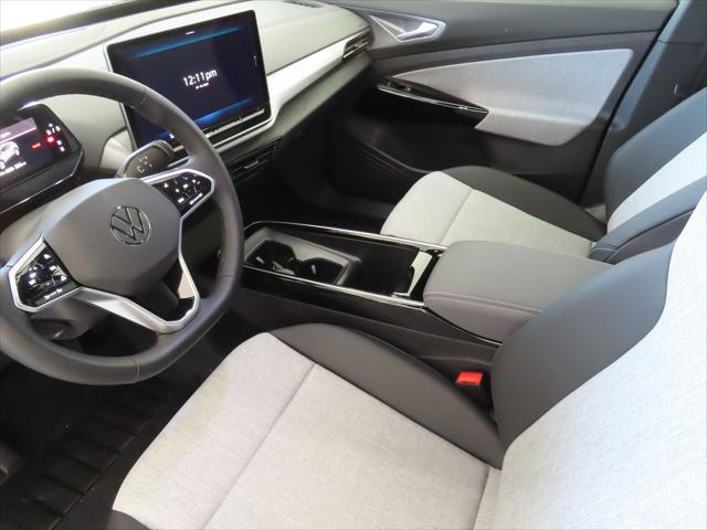 Photo of 2025 pure gray Volkswagen ID.4