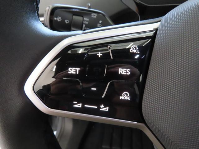 Photo of 2025 pure gray Volkswagen ID.4