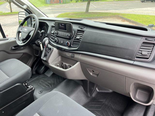 Photo of 2024 Oxford White Ford Transit-250