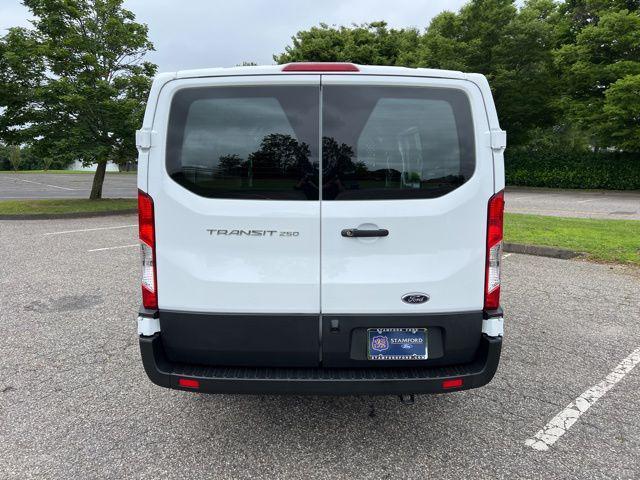 Photo of 2024 Oxford White Ford Transit-250