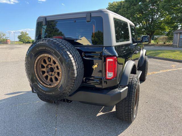 Photo of 2021 Shadow Black Ford Bronco