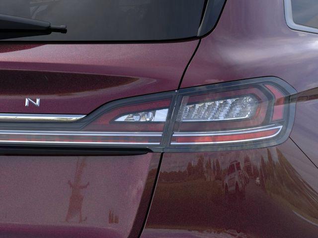 Photo of 2022 Burgundy Velvet Metallic Tinted Clearcoat Lincoln Nautilus