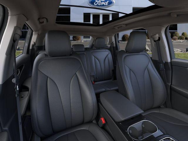 Photo of 2022 Burgundy Velvet Metallic Tinted Clearcoat Lincoln Nautilus