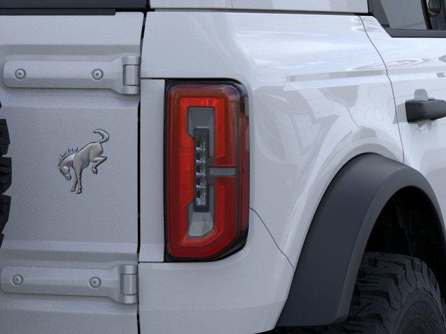 Photo of 2025 Oxford White Ford Bronco