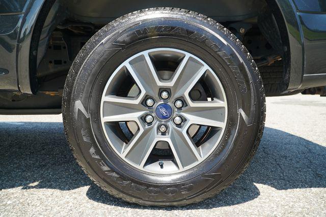 Photo of 2015 Tuxedo Black Metallic Ford F-150