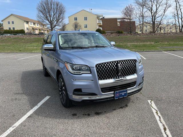 2022 Lincoln Navigator
