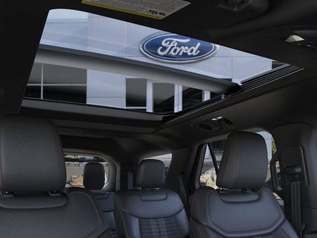 Photo of 2025 Carbonized Gray Metallic Ford Explorer