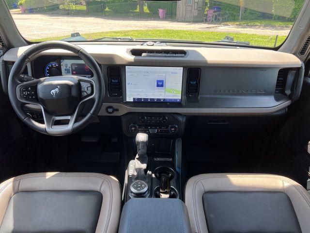 Photo of 2024 Azure Gray Metallic Tri-Coat Ford Bronco
