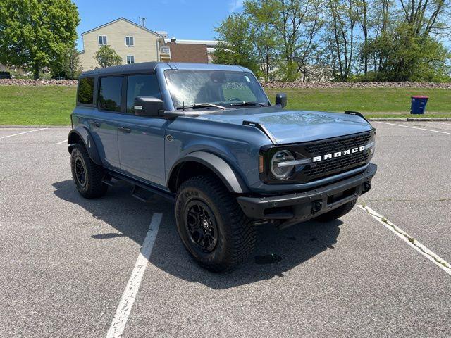 Photo of 2024 Azure Gray Metallic Tri-Coat Ford Bronco