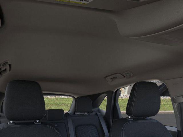 Photo of 2025 Oxford White Ford Escape