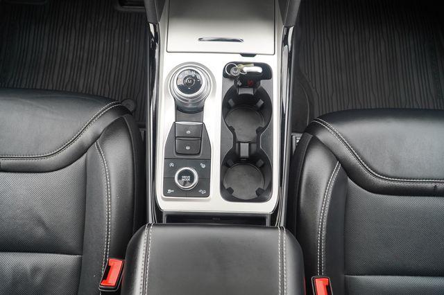 Photo of 2022 Star White Metallic Tri-Coat Ford Explorer