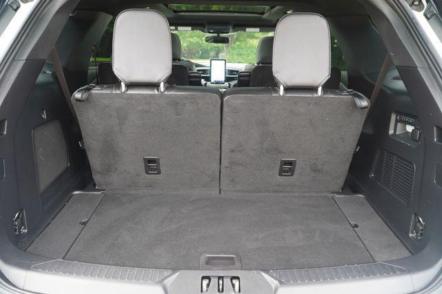 Photo of 2022 Star White Metallic Tri-Coat Ford Explorer