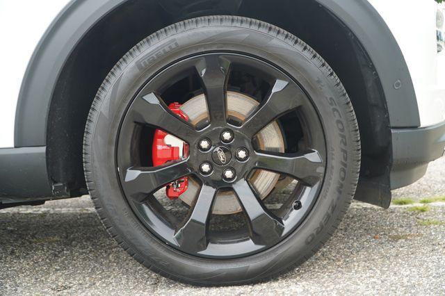 Photo of 2022 Star White Metallic Tri-Coat Ford Explorer