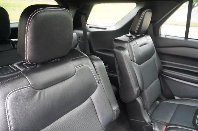 Photo of 2022 Star White Metallic Tri-Coat Ford Explorer