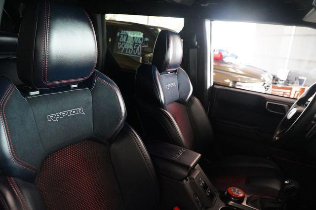 Photo of 2024 Oxford White Ford Bronco