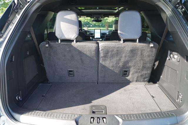 Photo of 2022 Carbonized Gray Metallic Ford Explorer
