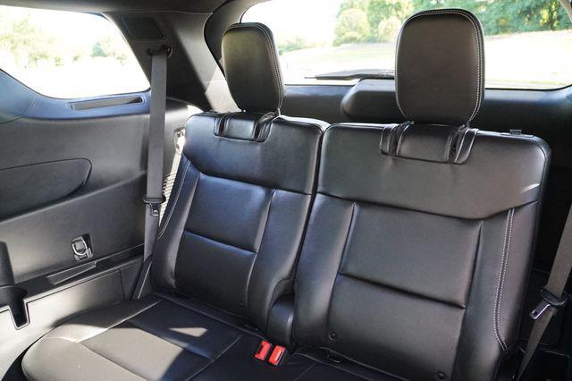 Photo of 2022 Carbonized Gray Metallic Ford Explorer