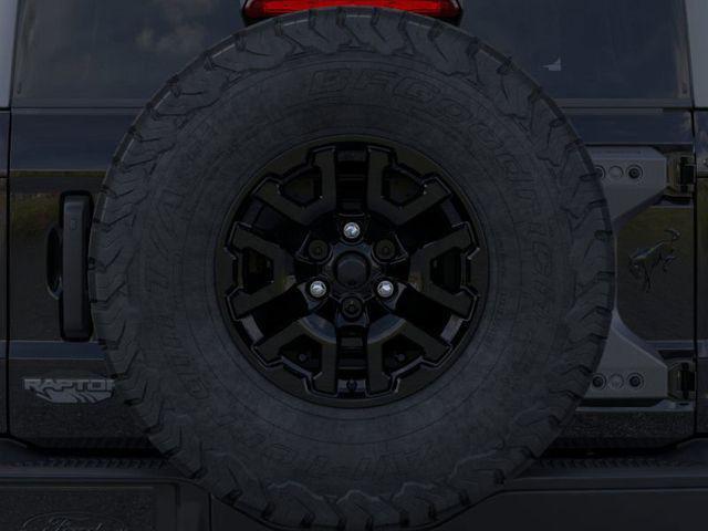 Photo of 2025 Shadow Black Ford Bronco